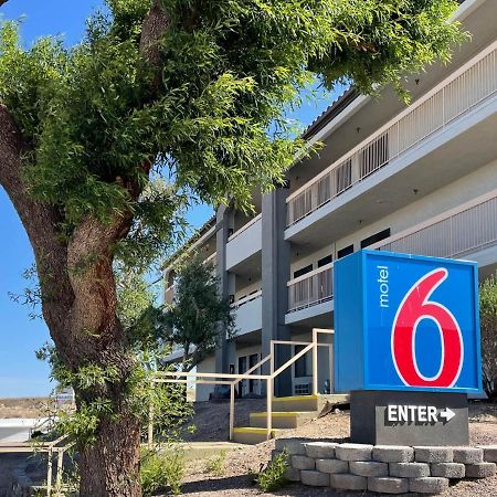 Motel 6 Barstow, Ca I15 And Lenwood Road Zewnętrze zdjęcie