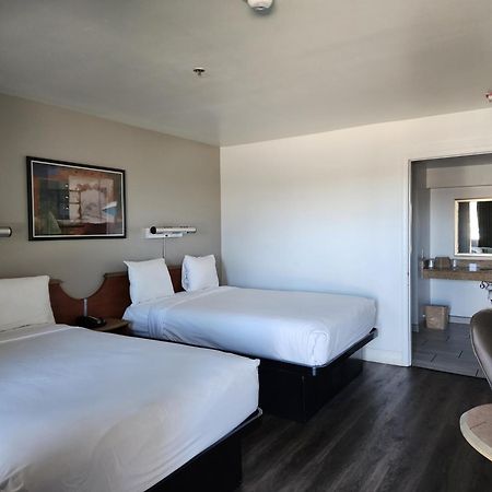 Motel 6 Barstow, Ca I15 And Lenwood Road Zewnętrze zdjęcie